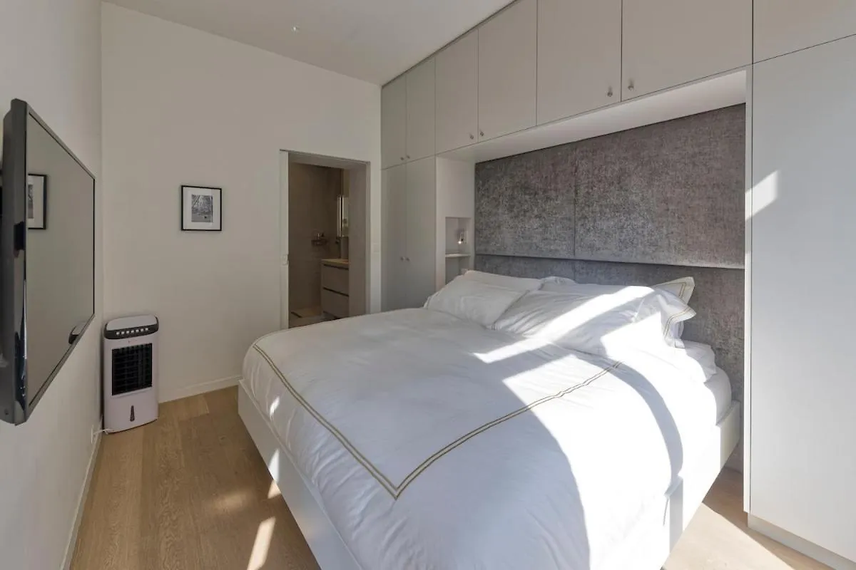 Downtown Brussels Splendor Suites III