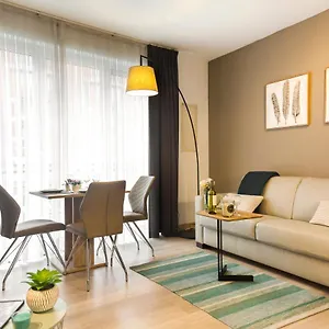 Center Design Apartment