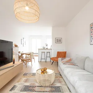 The Good Flats Apartment