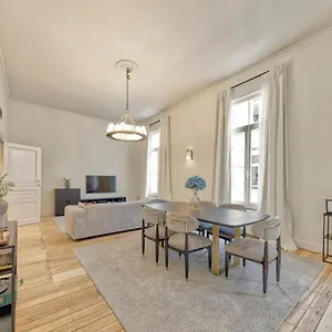 Dans L'hypercentre Apartment