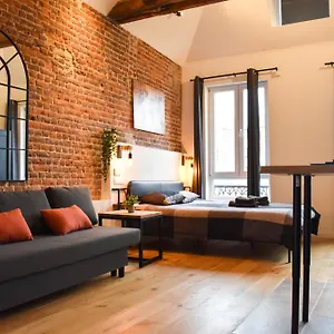 Fontainas Apartment