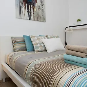  Apartamento Brussel - Steps Grand Place - Local Vibrant Neighbourhood